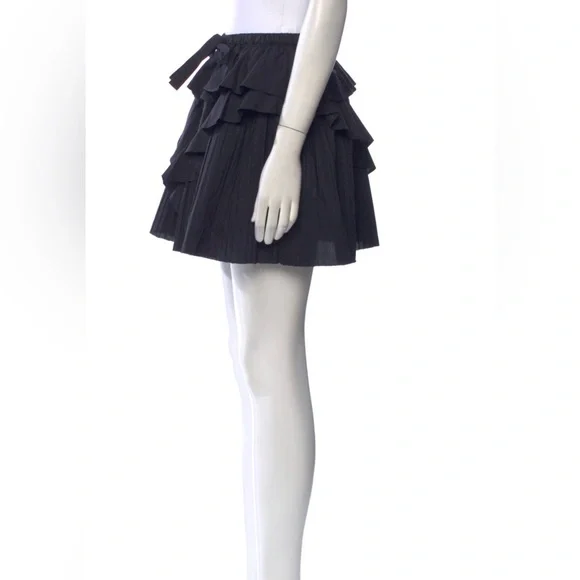 Black Pleated Ruffle Mini Skirt - Picture 2 of 3